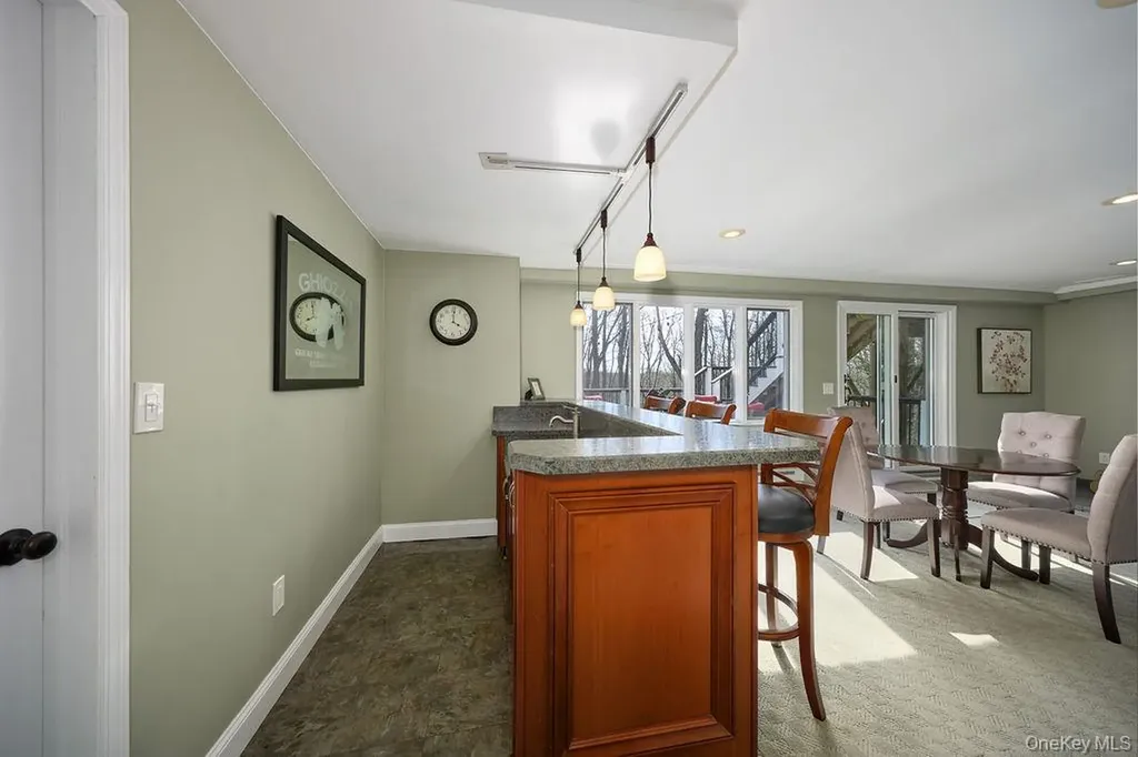 8 Debbie Lane Cross River NY 10518