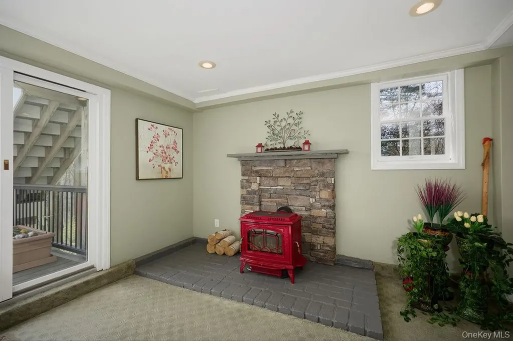 8 Debbie Lane Cross River NY 10518