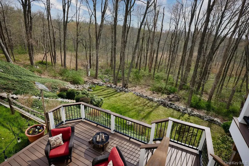 8 Debbie Lane Cross River NY 10518