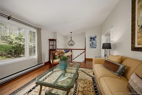 8 Debbie Lane Cross River NY 10518