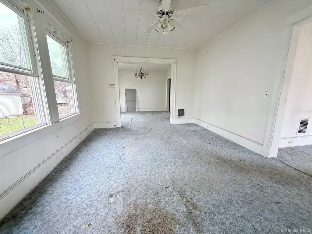 9 Edgar Street Poughkeepsie NY 12603
