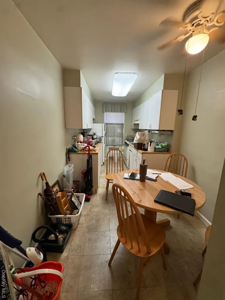 221 Mcdonald Brooklyn NY 11218