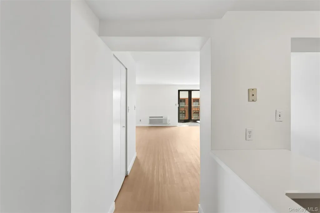 230 W Broadway Long Beach NY 11561