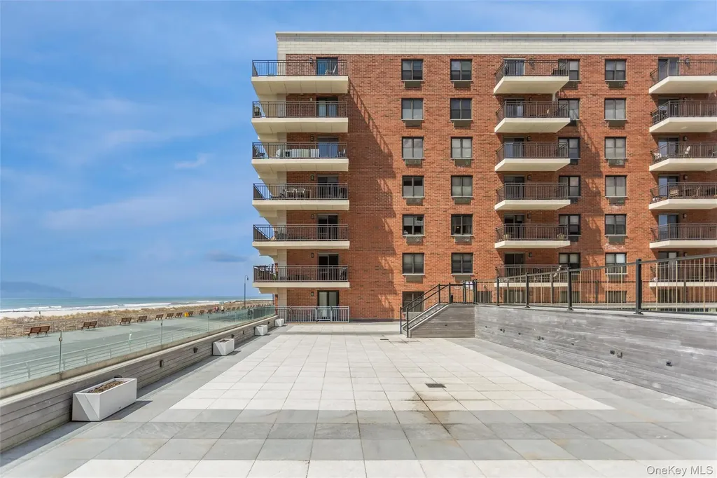 230 W Broadway Long Beach NY 11561