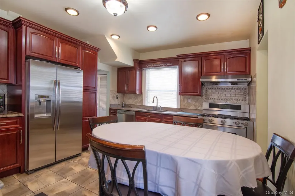 17 Lake Avenue Yonkers NY 10703