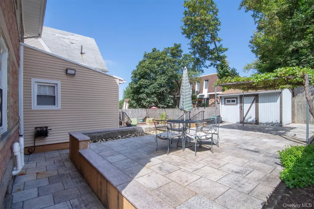 17 Lake Avenue Yonkers NY 10703