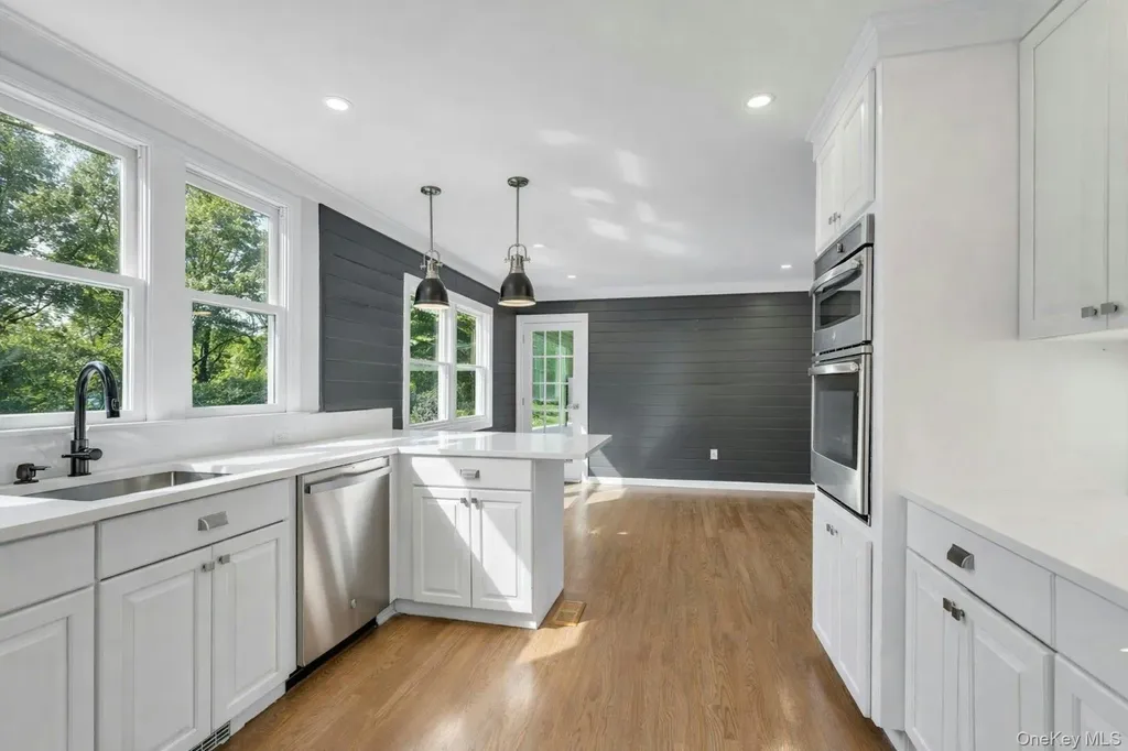 76 Maple Street Blue Point NY 11715