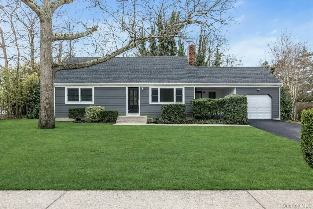 76 Maple Street Blue Point NY 11715