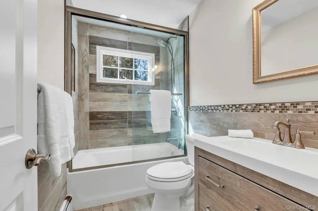 76 Maple Street Blue Point NY 11715