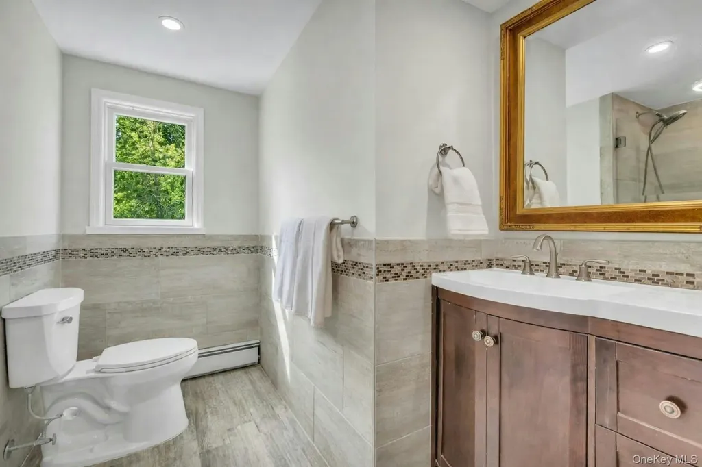 76 Maple Street Blue Point NY 11715