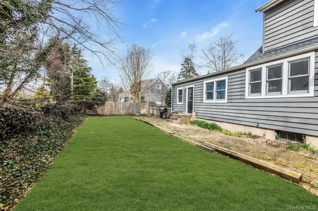 76 Maple Street Blue Point NY 11715