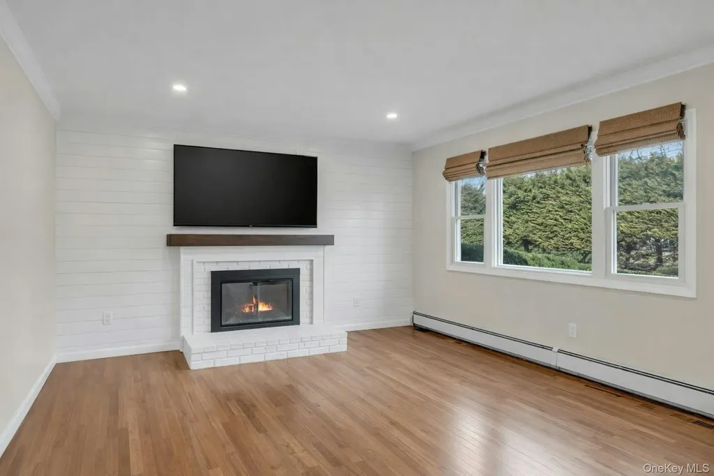 76 Maple Street Blue Point NY 11715