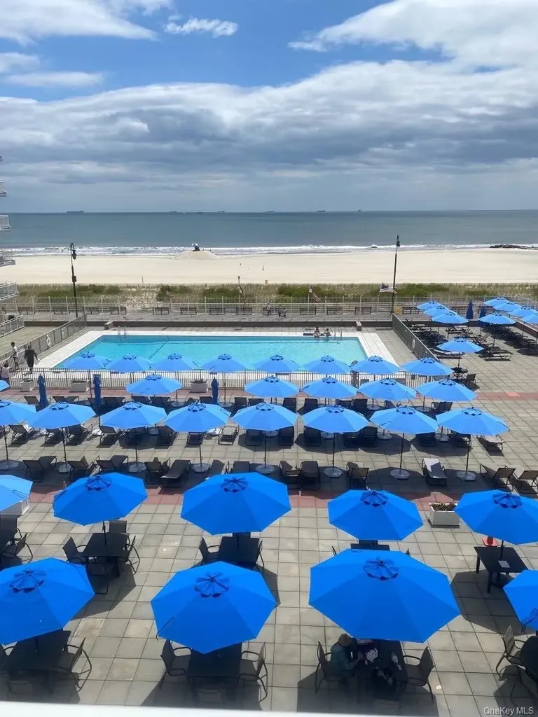 522 Shore Road Long Beach NY 11561