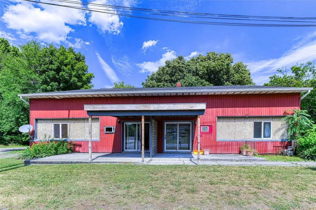 1614 Route 9w Milton NY 12542