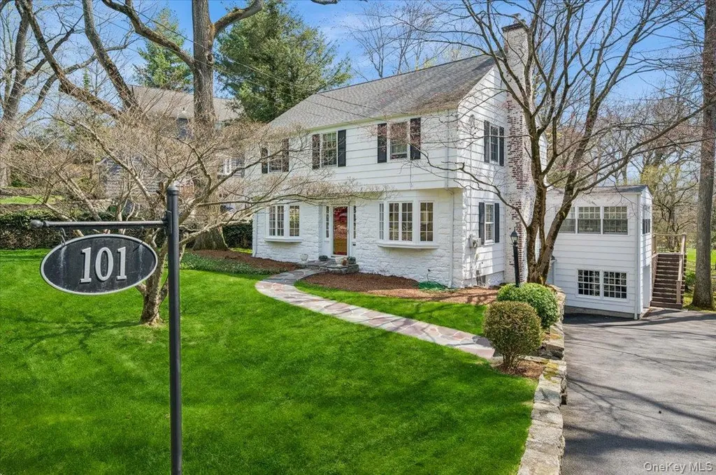 101 Rockland Avenue Larchmont NY 10538