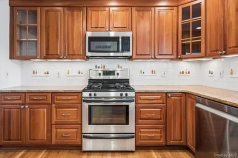 101 Rockland Avenue Larchmont NY 10538