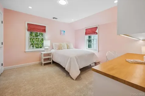 101 Rockland Avenue Larchmont NY 10538
