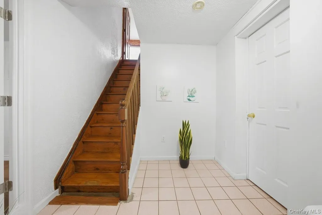 416 Hawthorne Avenue Yonkers NY 10705