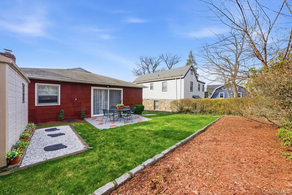 416 Hawthorne Avenue Yonkers NY 10705