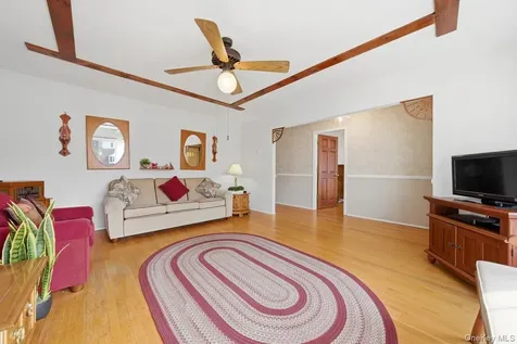 416 Hawthorne Avenue Yonkers NY 10705