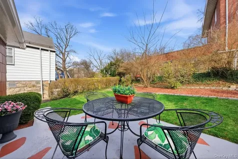 416 Hawthorne Avenue Yonkers NY 10705