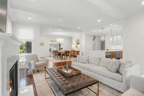 60 Elm Avenue Larchmont NY 10538
