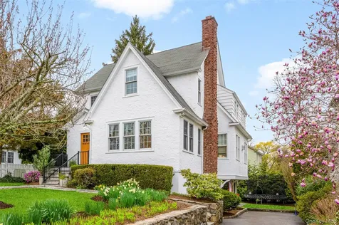 60 Elm Avenue Larchmont NY 10538