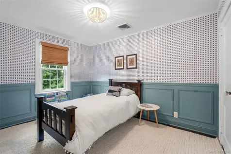 60 Elm Avenue Larchmont NY 10538