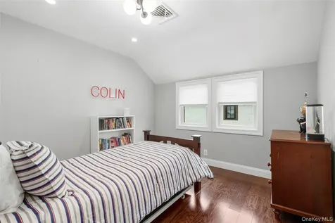 60 Elm Avenue Larchmont NY 10538