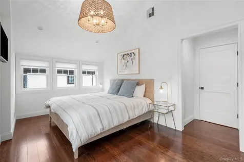 60 Elm Avenue Larchmont NY 10538