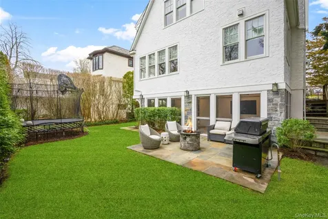 60 Elm Avenue Larchmont NY 10538