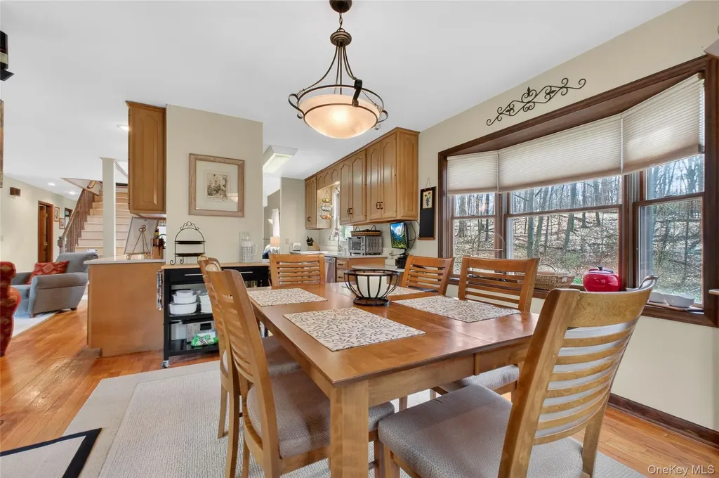 256 Overlook Road Poughkeepsie NY 12603