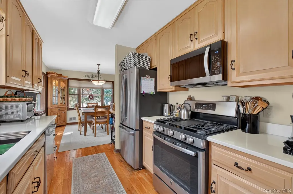 256 Overlook Road Poughkeepsie NY 12603