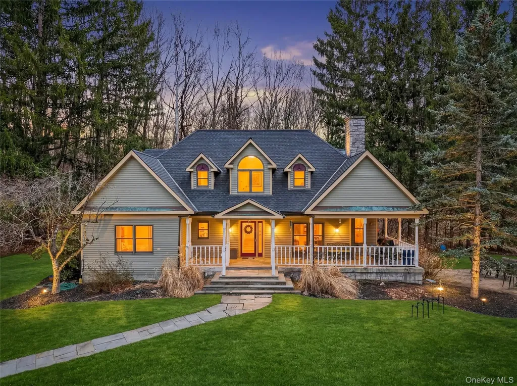 256 Overlook Road Poughkeepsie NY 12603