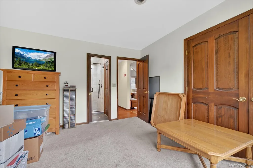 256 Overlook Road Poughkeepsie NY 12603