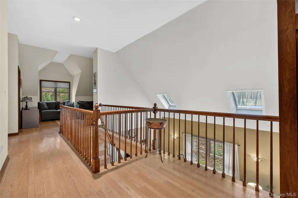 256 Overlook Road Poughkeepsie NY 12603