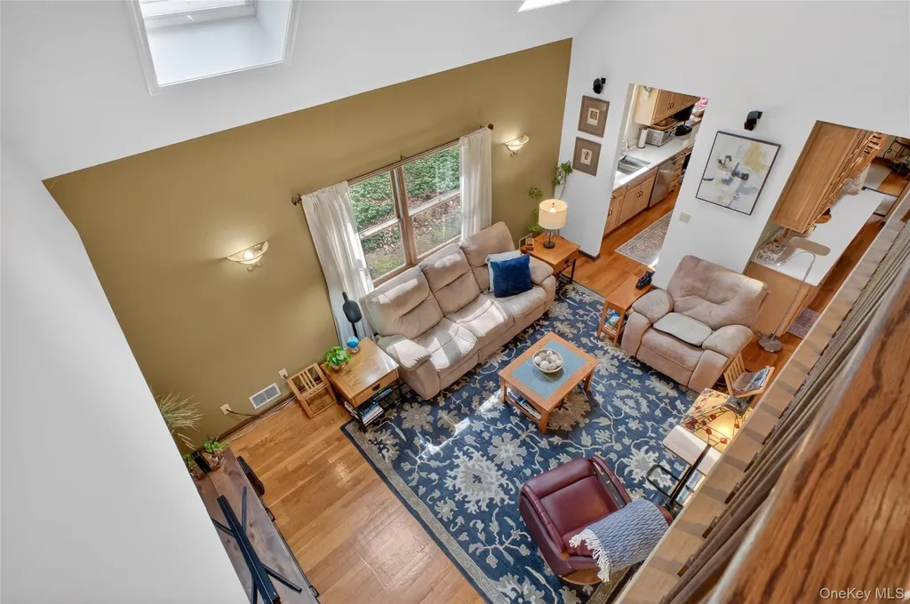 256 Overlook Road Poughkeepsie NY 12603