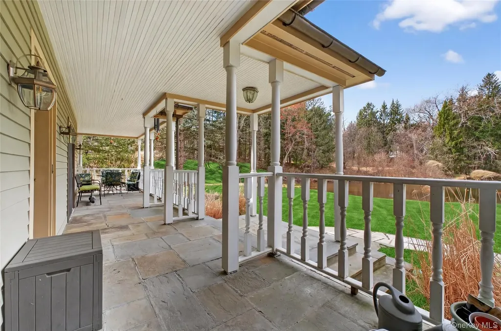 256 Overlook Road Poughkeepsie NY 12603