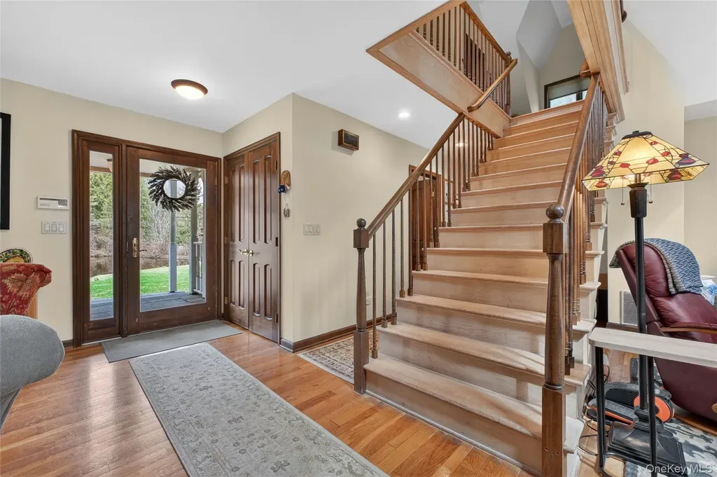256 Overlook Road Poughkeepsie NY 12603