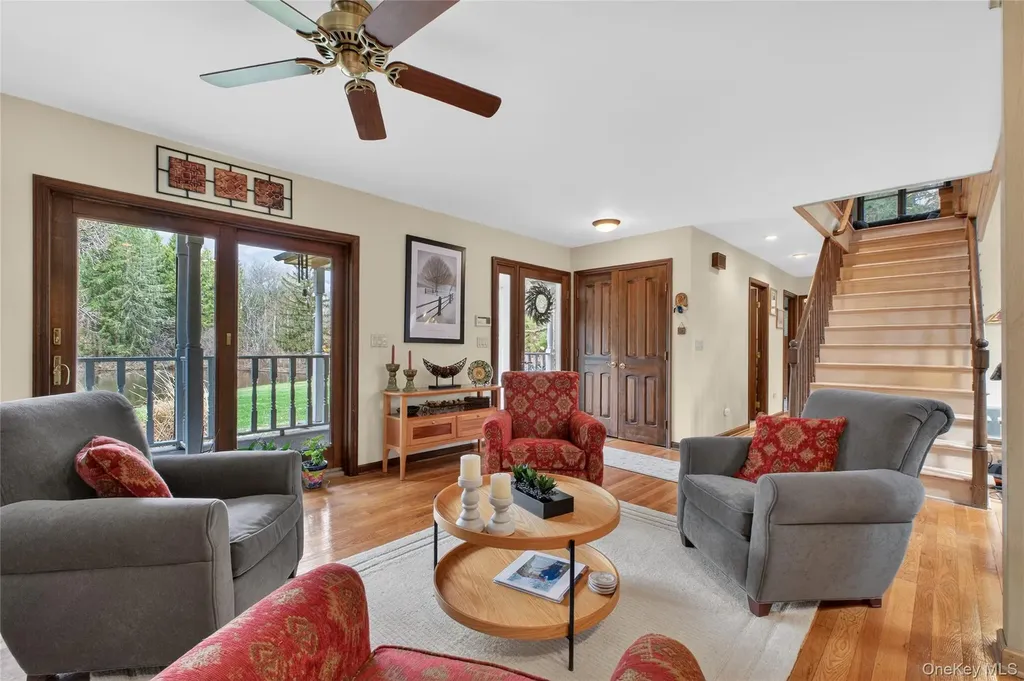 256 Overlook Road Poughkeepsie NY 12603