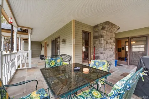 256 Overlook Road Poughkeepsie NY 12603