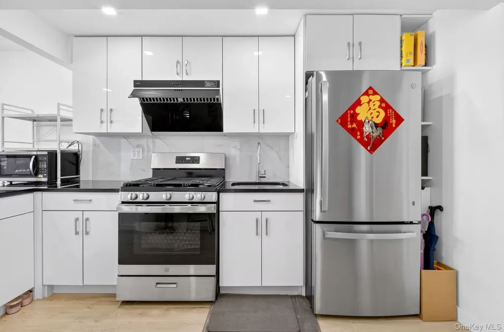 143-16 41st Avenue Flushing NY 11355
