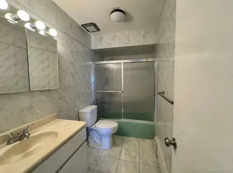 15035 116th Street South Ozone Park NY 11420