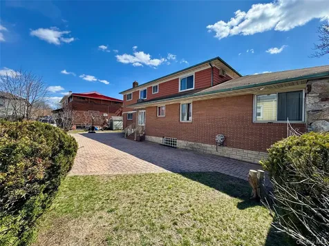 15035 116th Street South Ozone Park NY 11420