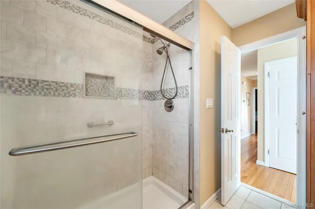 25 Flanders Place West Babylon NY 11704