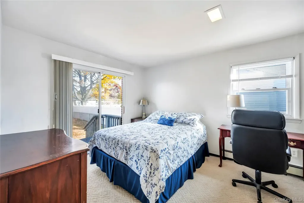 25 Flanders Place West Babylon NY 11704