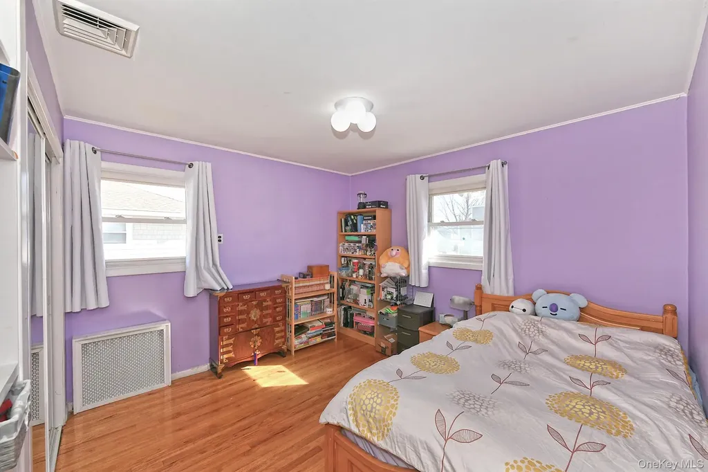 12 Oak Drive Plainview NY 11803
