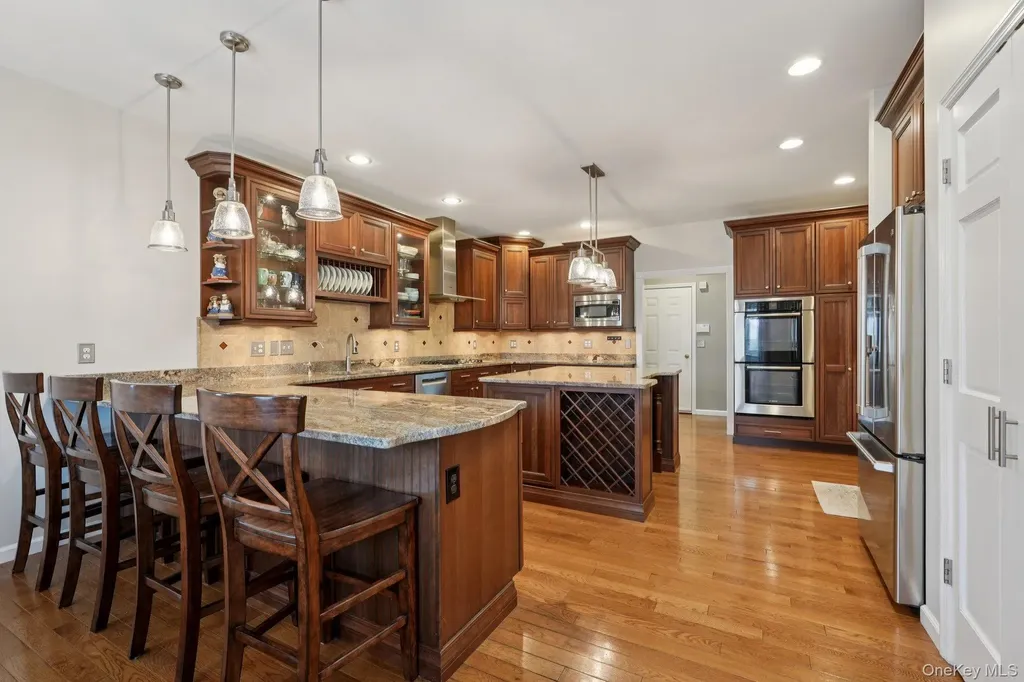 21 Old Quaker Hill Road Monroe NY 10950