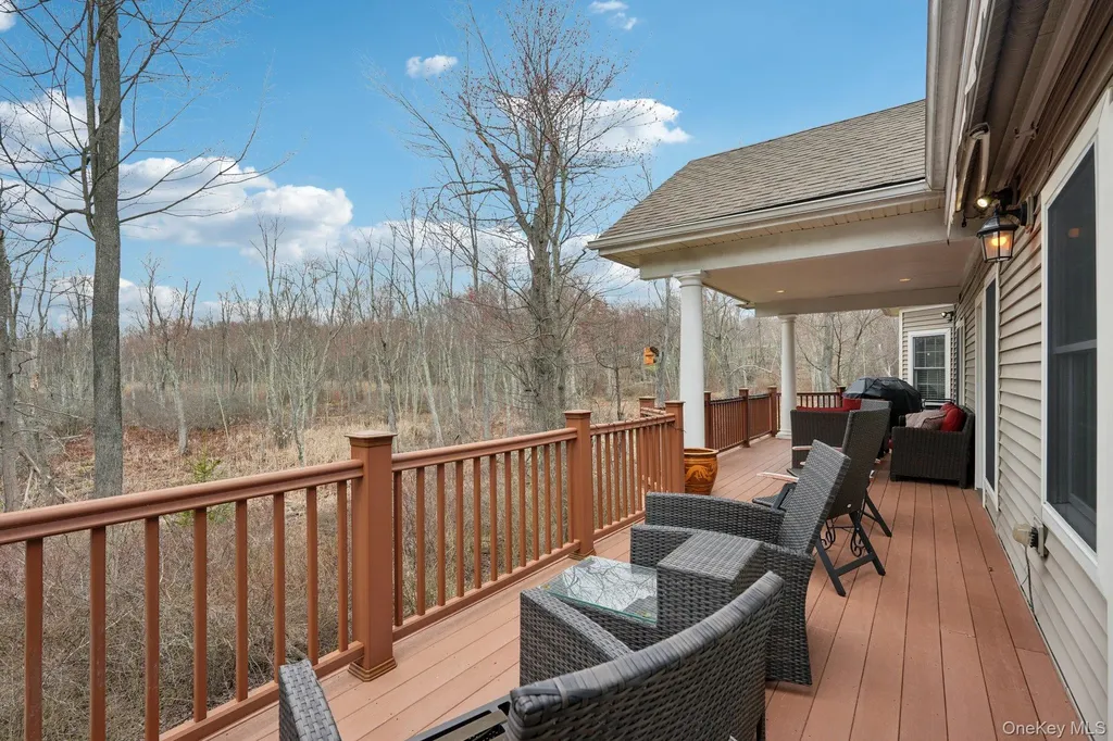 21 Old Quaker Hill Road Monroe NY 10950