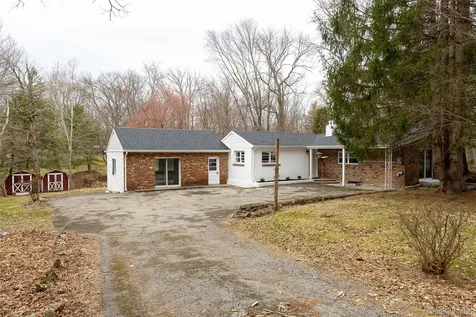 19 Creek Bend Road Hopewell Junction NY 12533